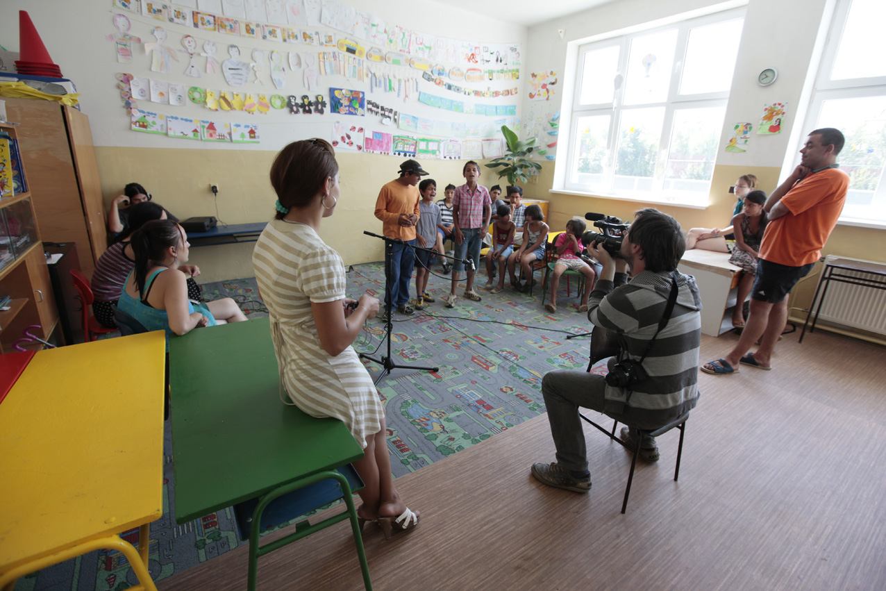 Andre karčma mange me geľom